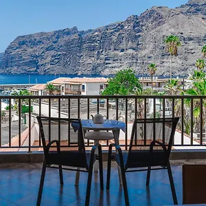 Apartment Amazing Atlantic And Breathtaking Mountains Views, Acantilado de los Gigantes