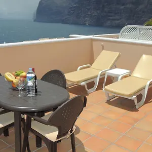 Apartment Romantic Retreat With Marine View, Acantilado de los Gigantes